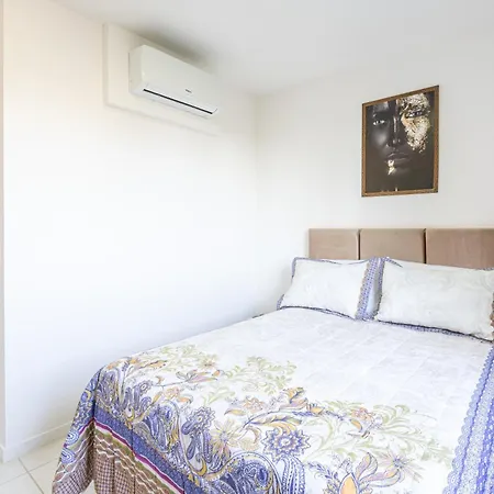 Piçarras Beachfront Apartments: Ocean-View Oasis with Pool and BBQ Room photo