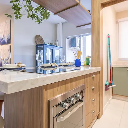 Piçarras Beachfront Apartments: Ocean-View Oasis with Pool and BBQ Room photo