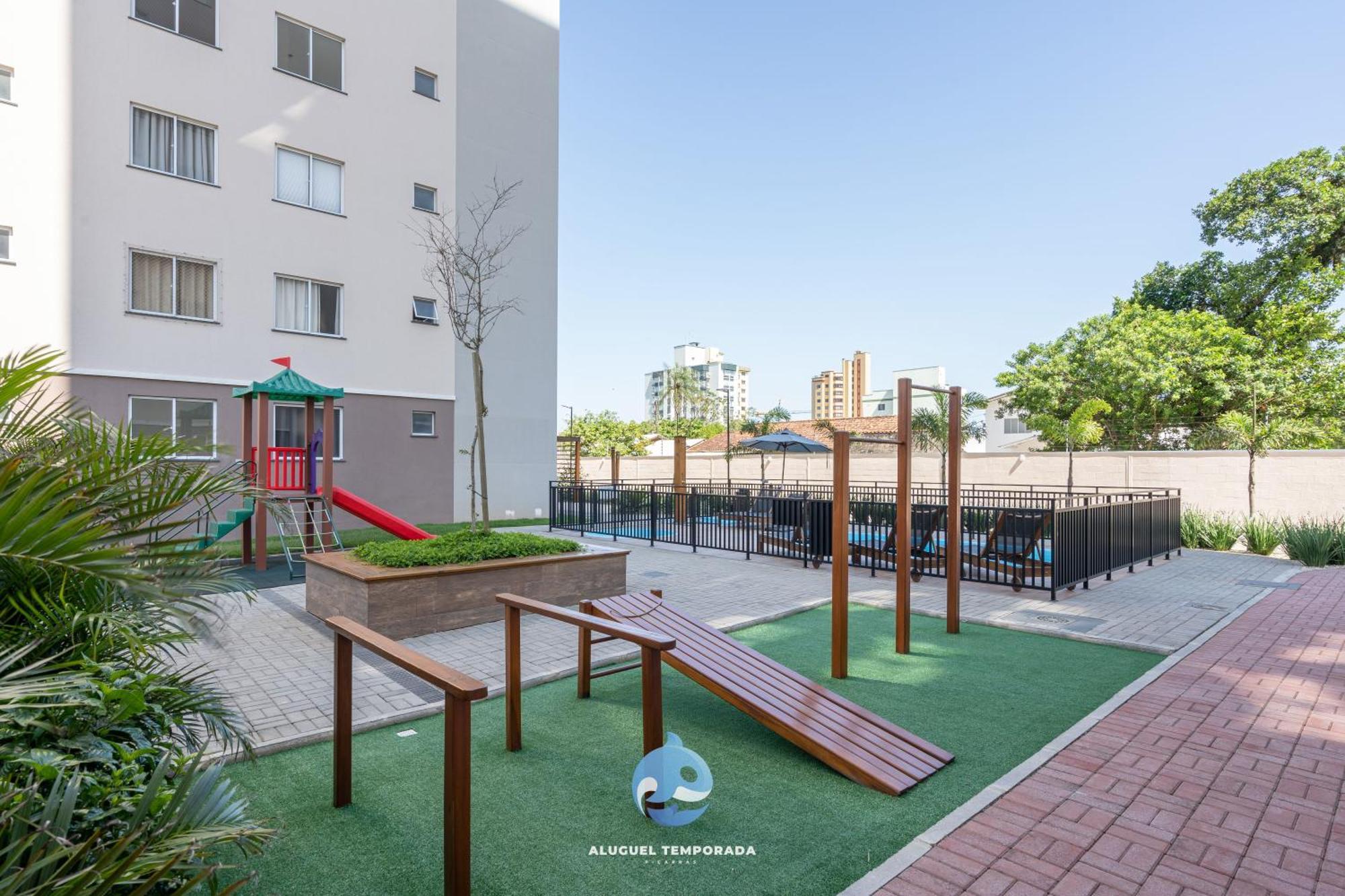 Beachfront Apartments: Ocean-view Oasis With Pool And Bbq