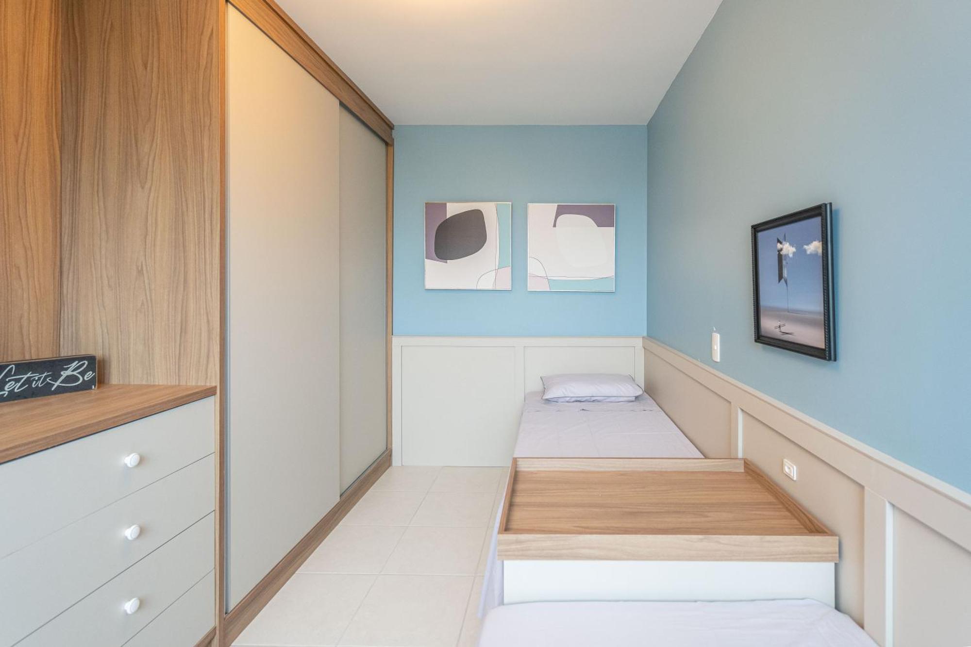 Apartment Beachfront Apartments: Ocean-view Oasis With Pool And Bbq *