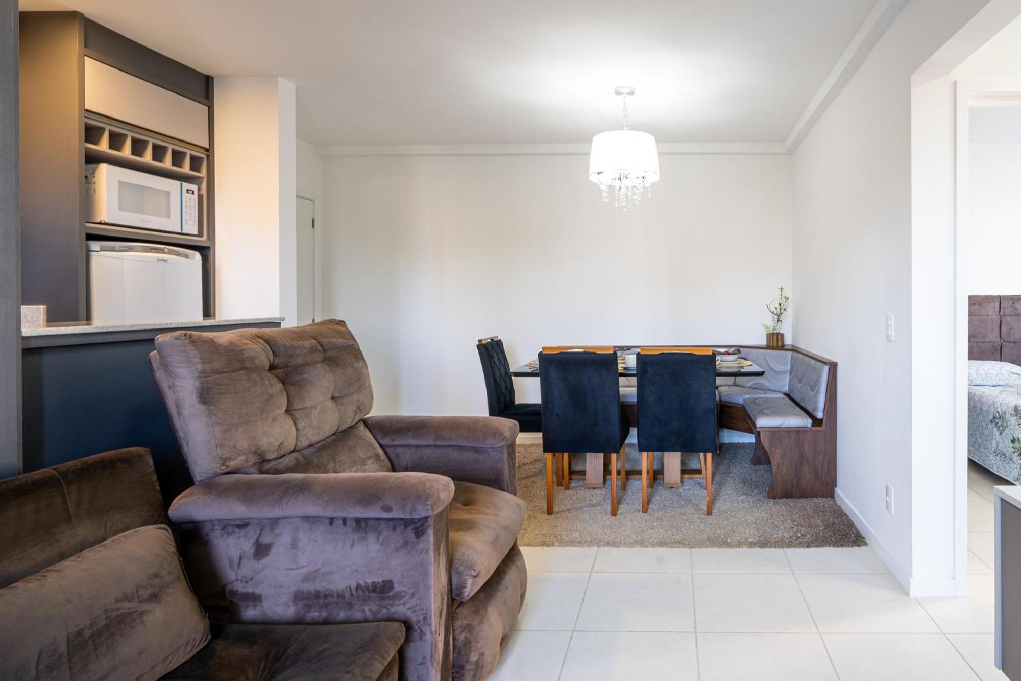 Beachfront Apartments: Ocean-view Oasis With Pool And Bbq Apartment *