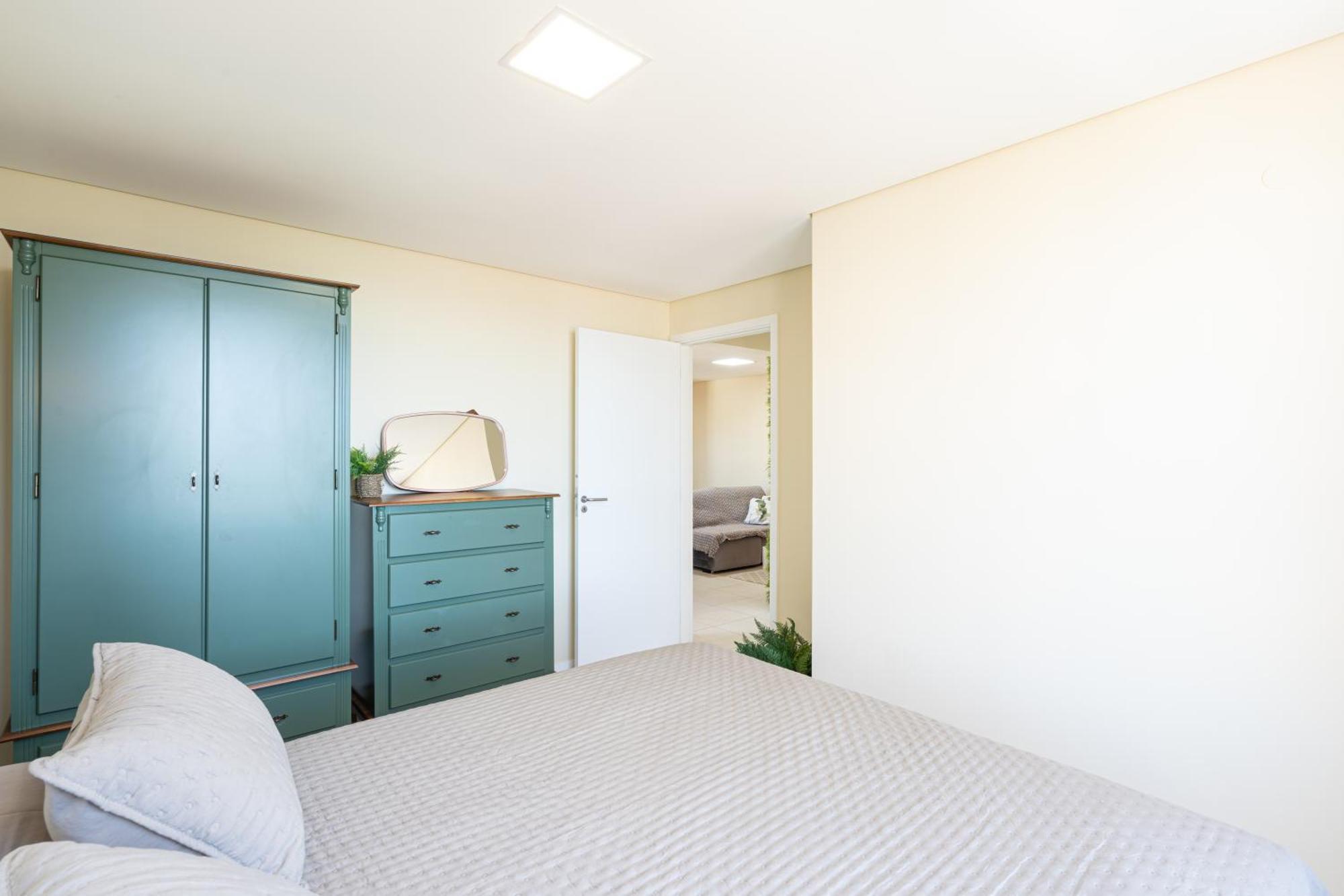 Beachfront Apartments: Ocean-view Oasis With Pool And Bbq Apartment *
