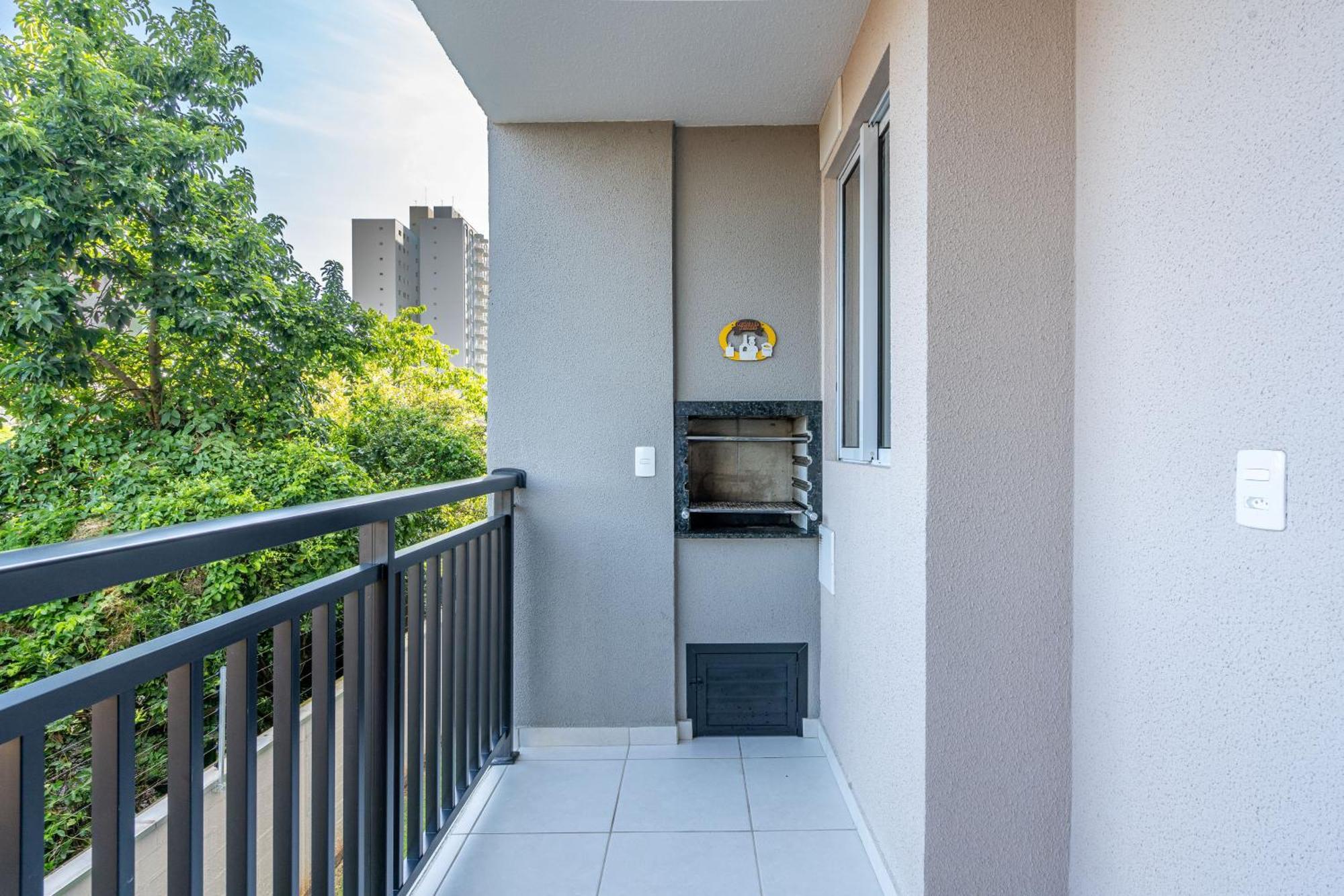 Apartment Beachfront Apartments: Ocean-view Oasis With Pool And Bbq